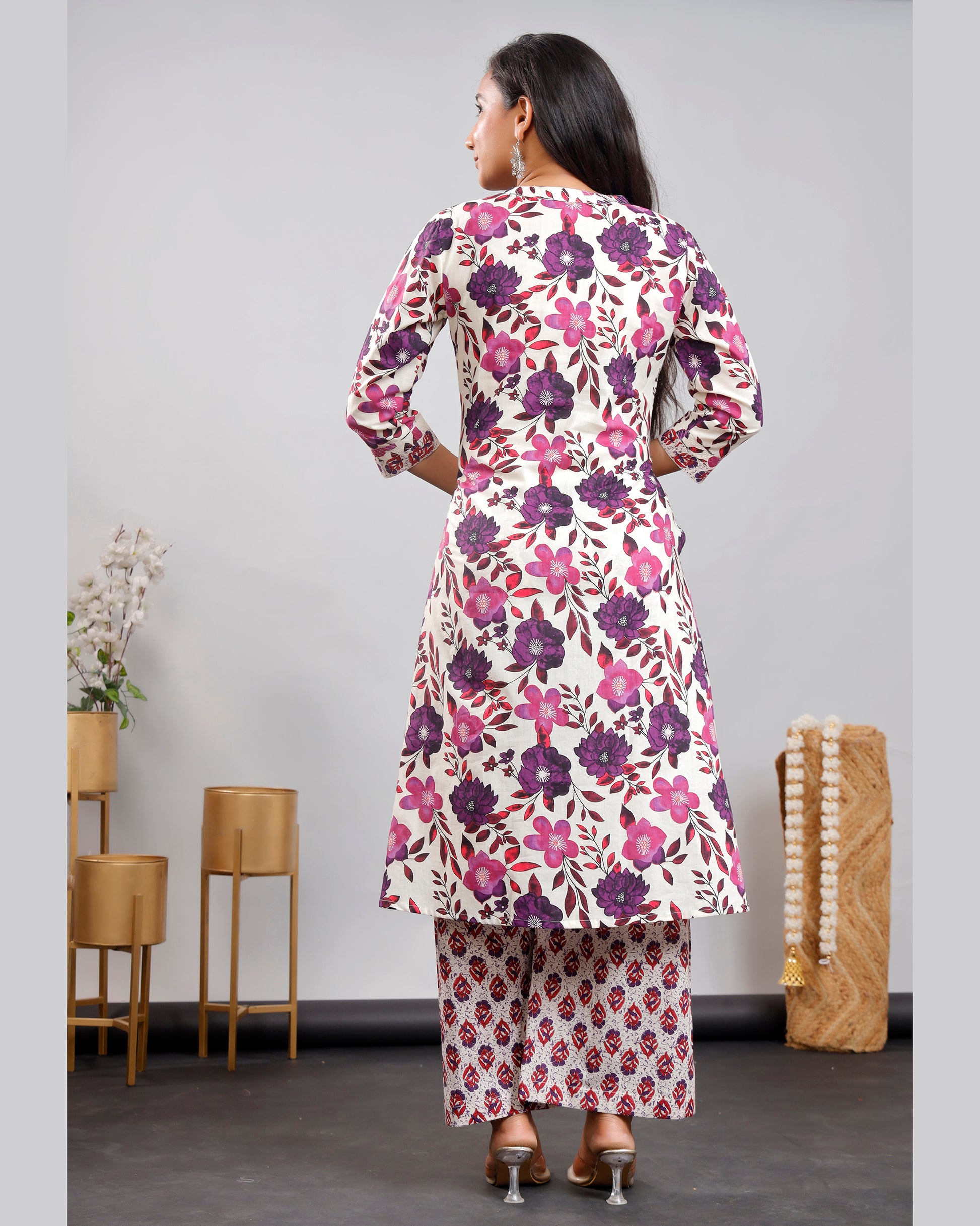 Women Printed Cotton Kurta Set