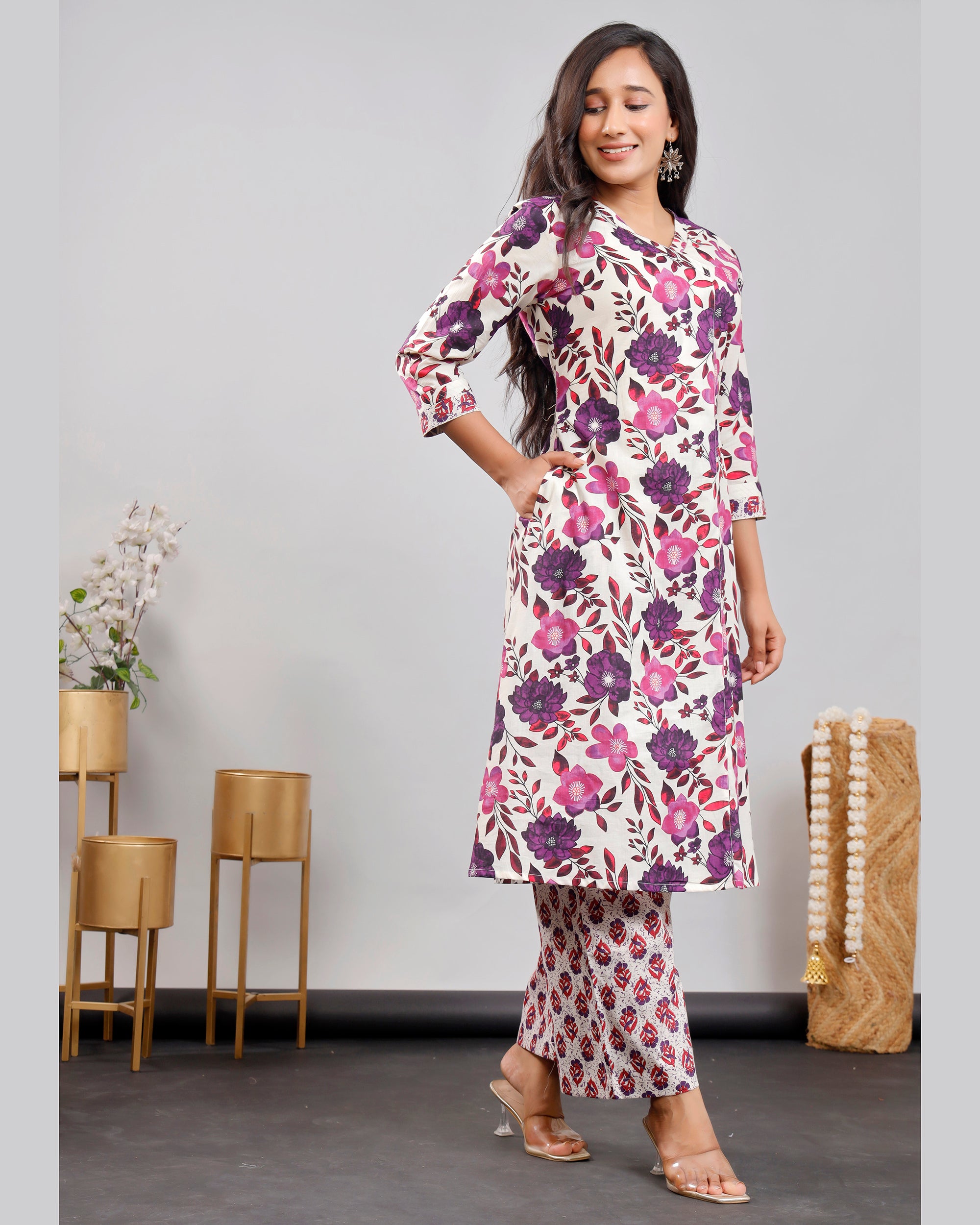 Women Printed Cotton Kurta Set