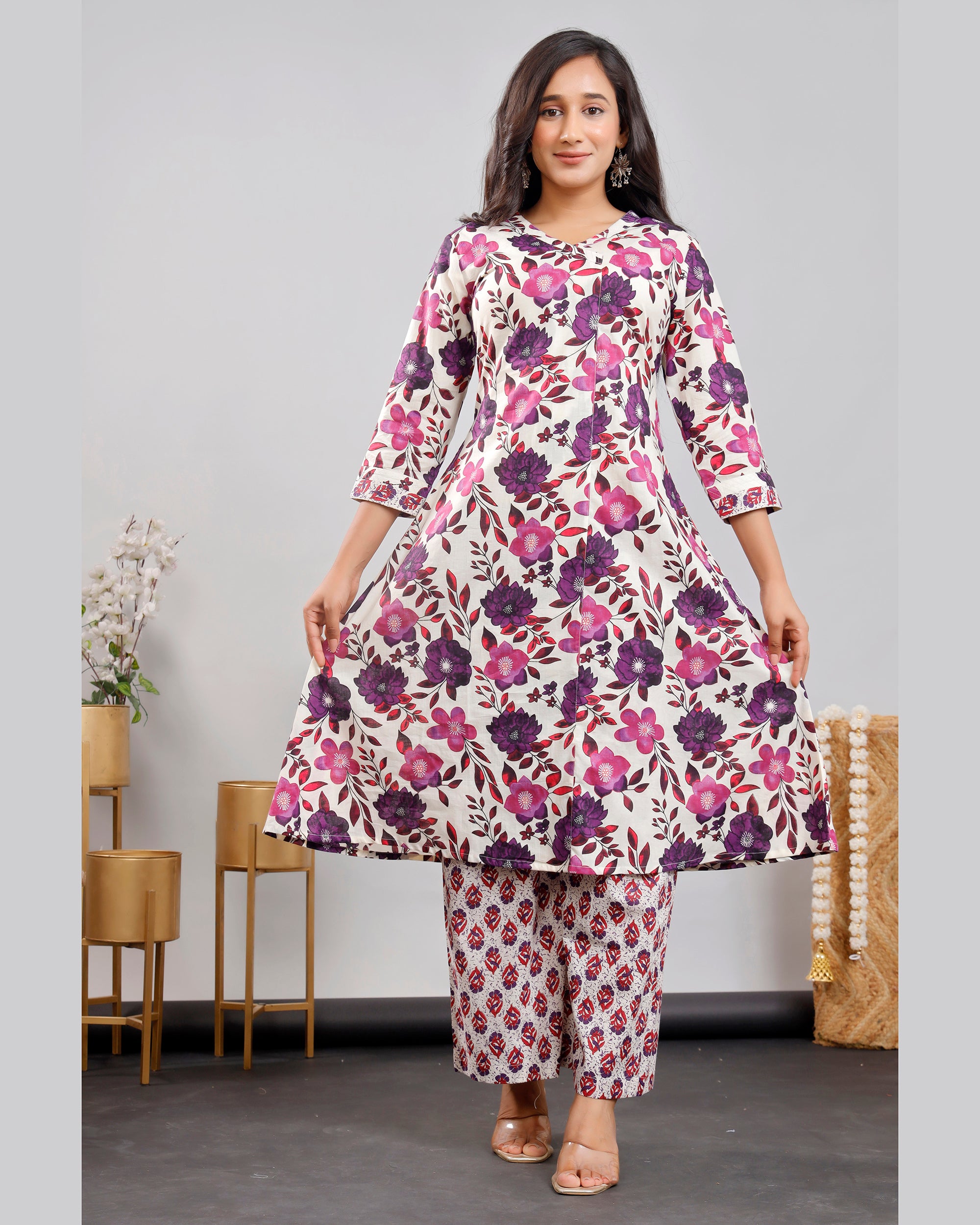 Women Printed Cotton Kurta Set