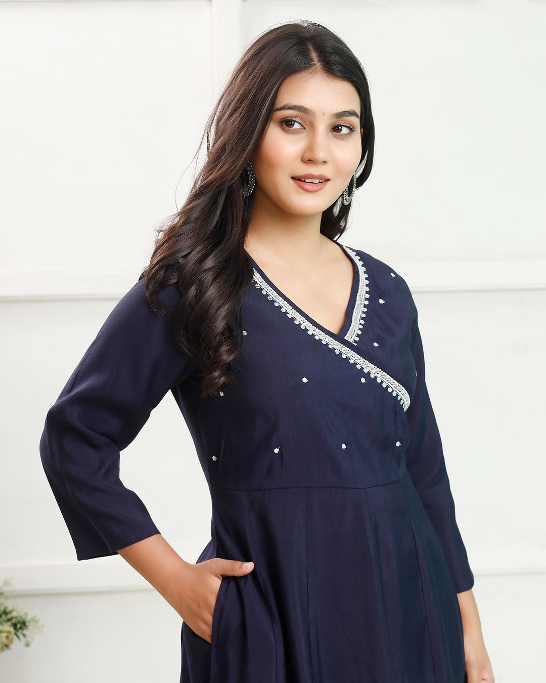 Women Hand Embroidered Cotton kurta set